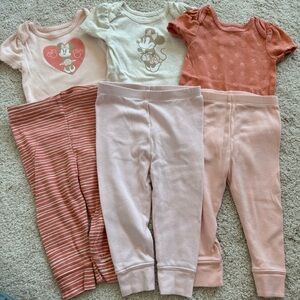 6-9M Disney Baby Minnie Mouse Onesies & Pants Set